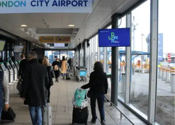 London City Airport Transfers in Putney